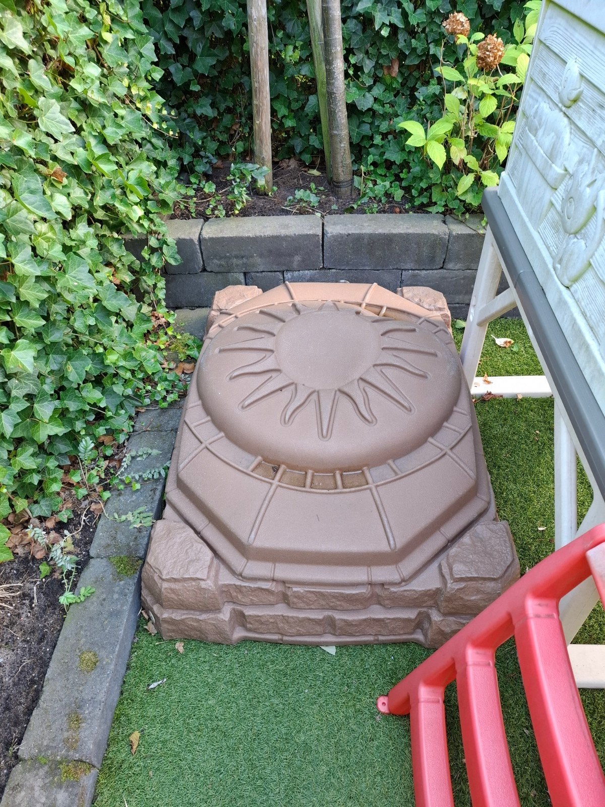 Step2 Naturally Playful Zandbak met Deksel en Zitbankjes, Ophalen, Gebruikt