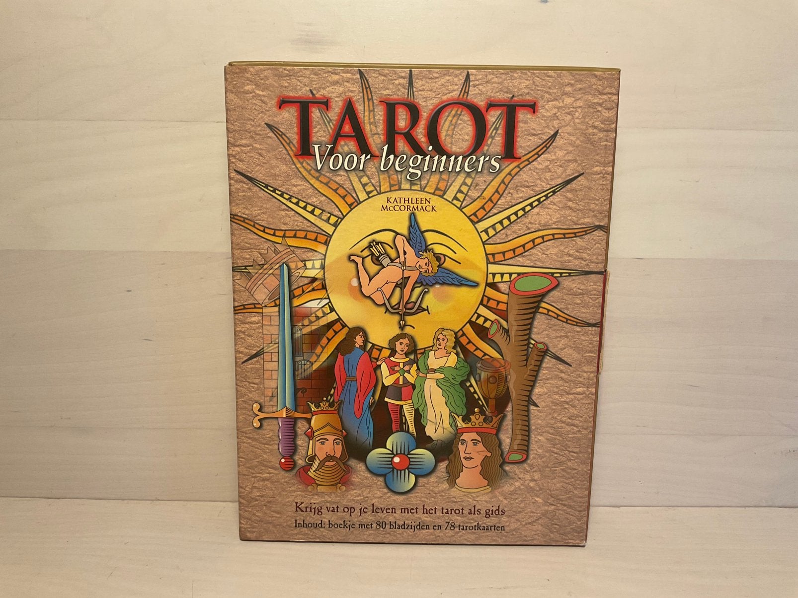 Tarot voor beginners netjes en compleet, Boeken, Ophalen of Verzenden, Zo goed als nieuw, Tarot of Kaarten leggen, Overige typen