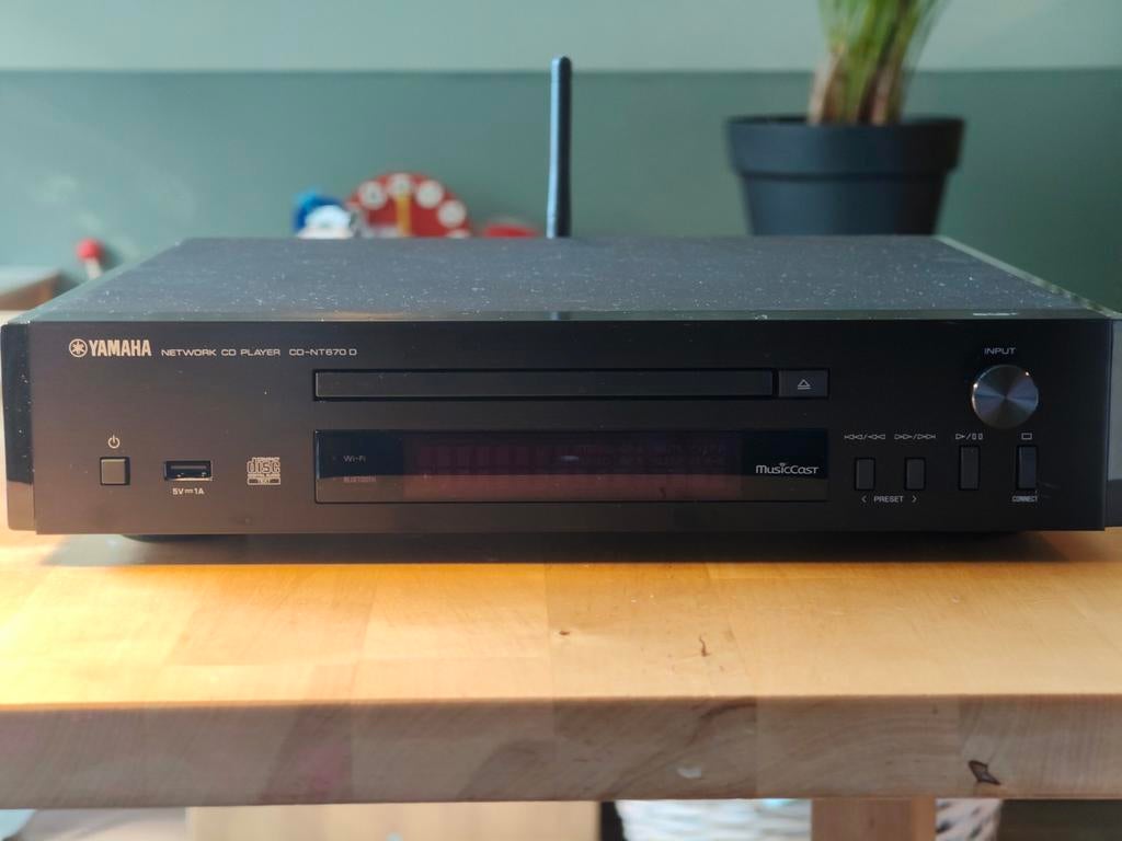 Yamaha CD-NT670D Netwerk CD-speler met MusicCast, Ophalen of Verzenden, Zo goed als nieuw, Overige merken, Met radio