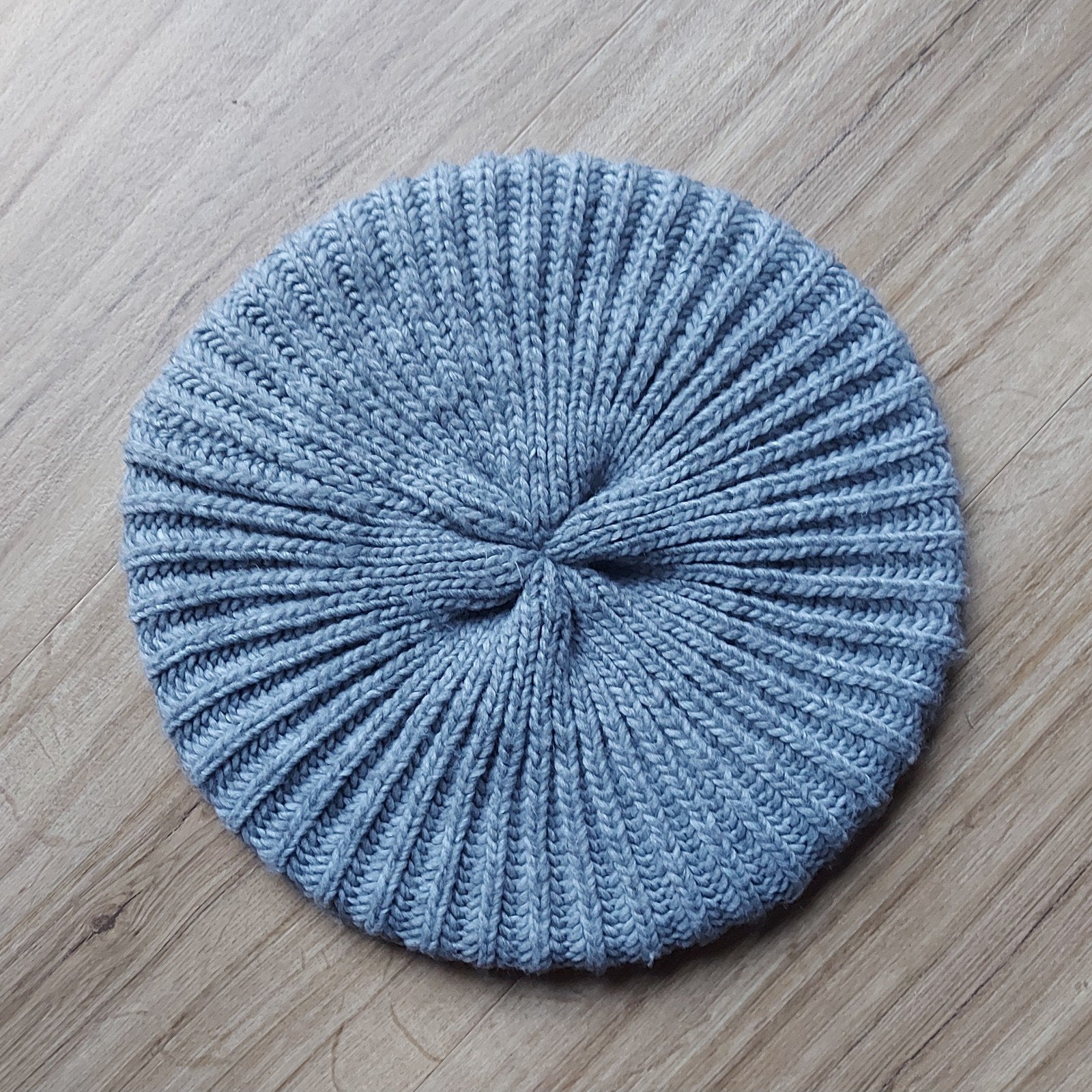 grijze damesmuts muts baret alpino breisel grijs, Ophalen of Verzenden, Zo goed als nieuw, Muts