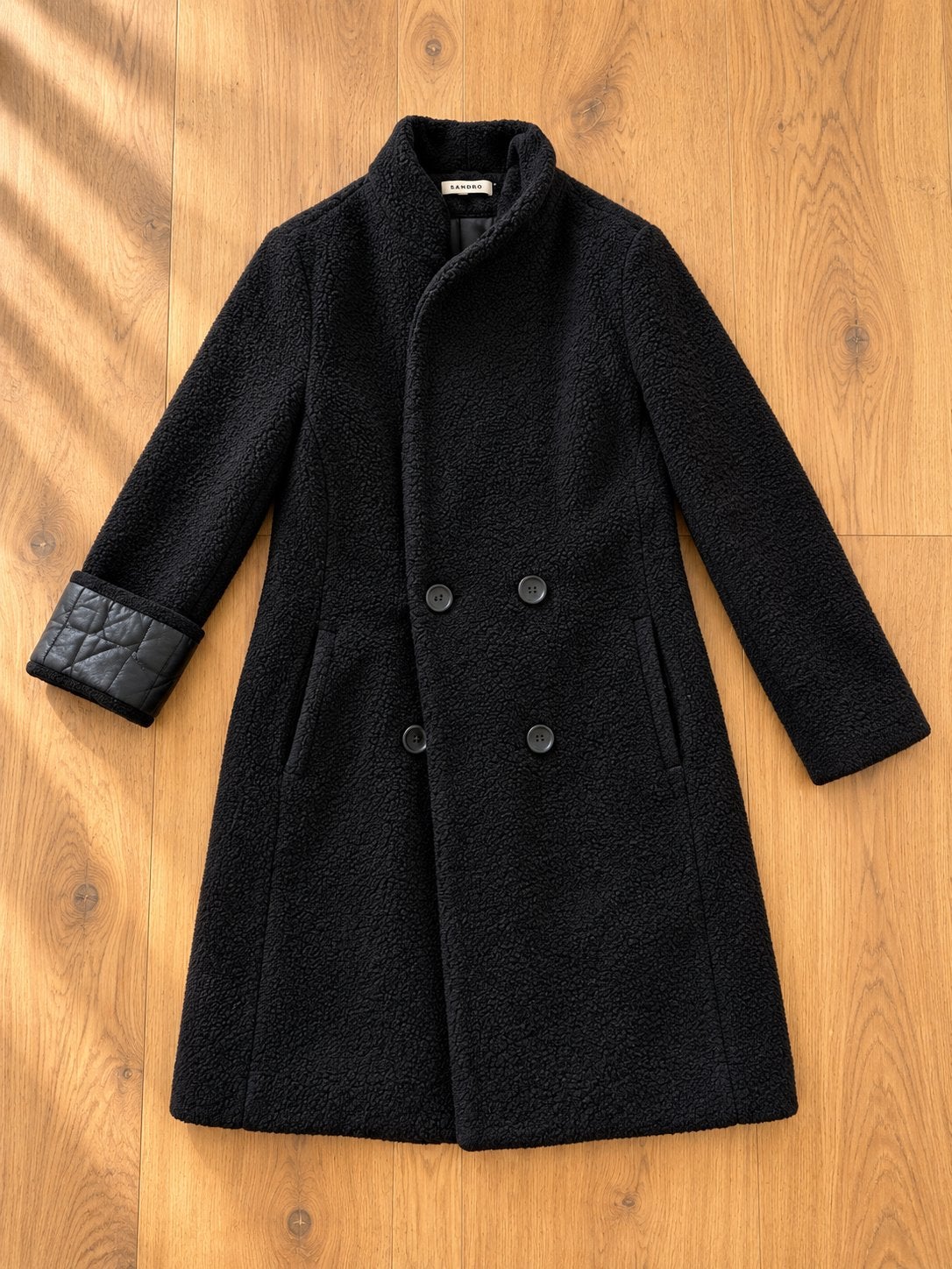 Sandro Zwarte Bouclé Jas met Leren Details Maat M, Ophalen of Verzenden, Gedragen, Maat 38/40 (M), Zwart