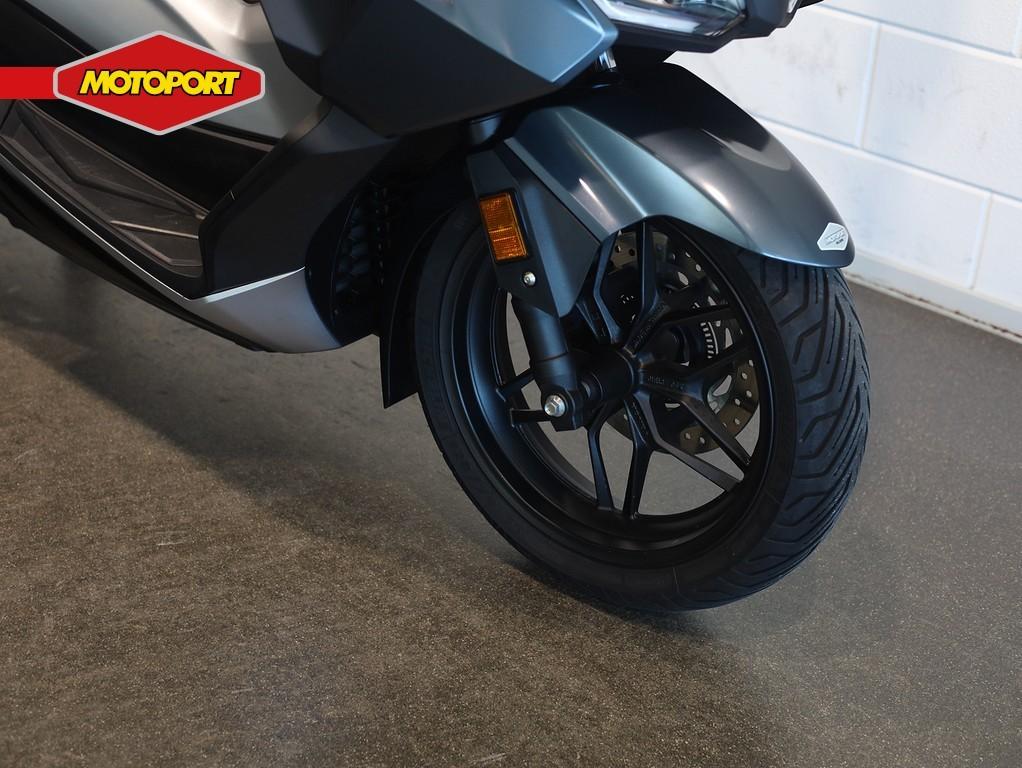 Honda FORZA 350 (bj 2024), Scooter, Bedrijf, Mc.benelux@honda-eu.com, Honda Motor Europe Ltd Netherlands branc