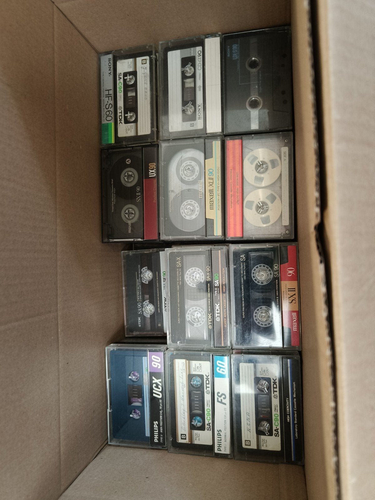 90 cassettebandjes Chrome, Cd's en Dvd's, Cassettebandjes, Gebruikt, Overige genres, Ophalen of Verzenden, Met bewaardoos, rek of koffer