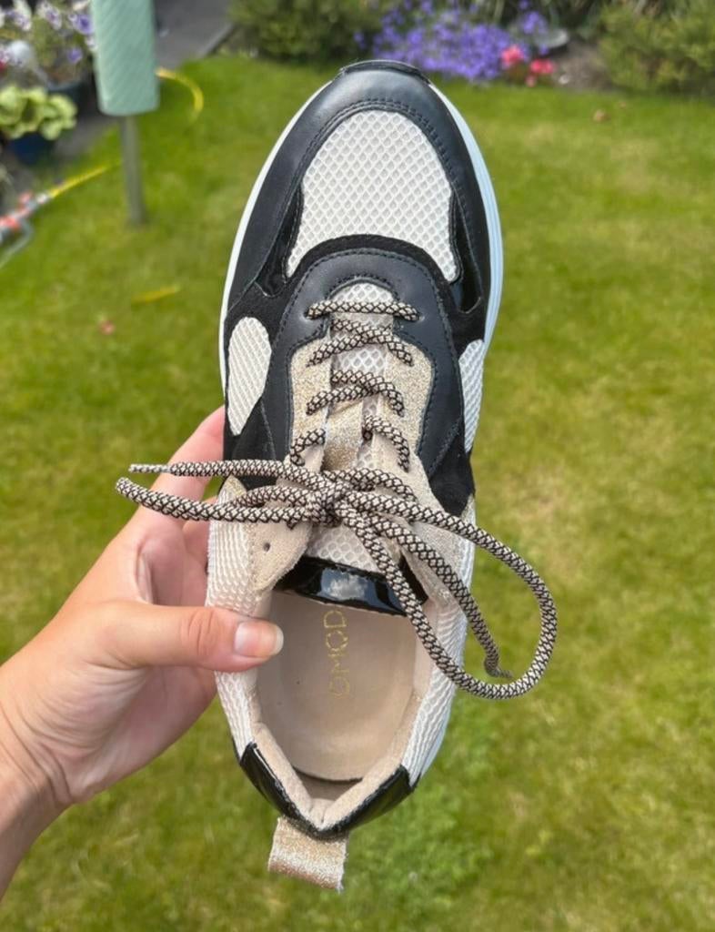 Omoda sneakers zwart/beige, Zwart, Ophalen of Verzenden, Sneakers of Gympen, Zo goed als nieuw