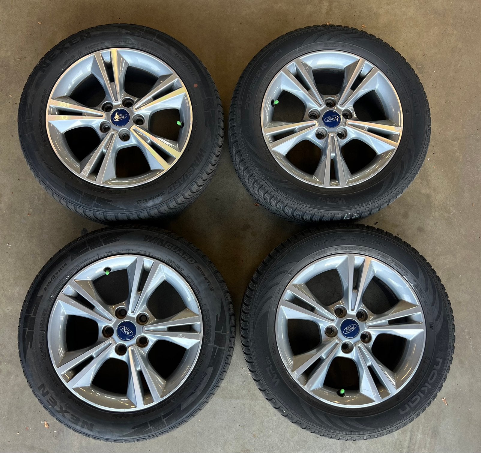 Set Ford Mondeo winterbanden, Ophalen, 215 mm, 16 inch, Banden en Velgen