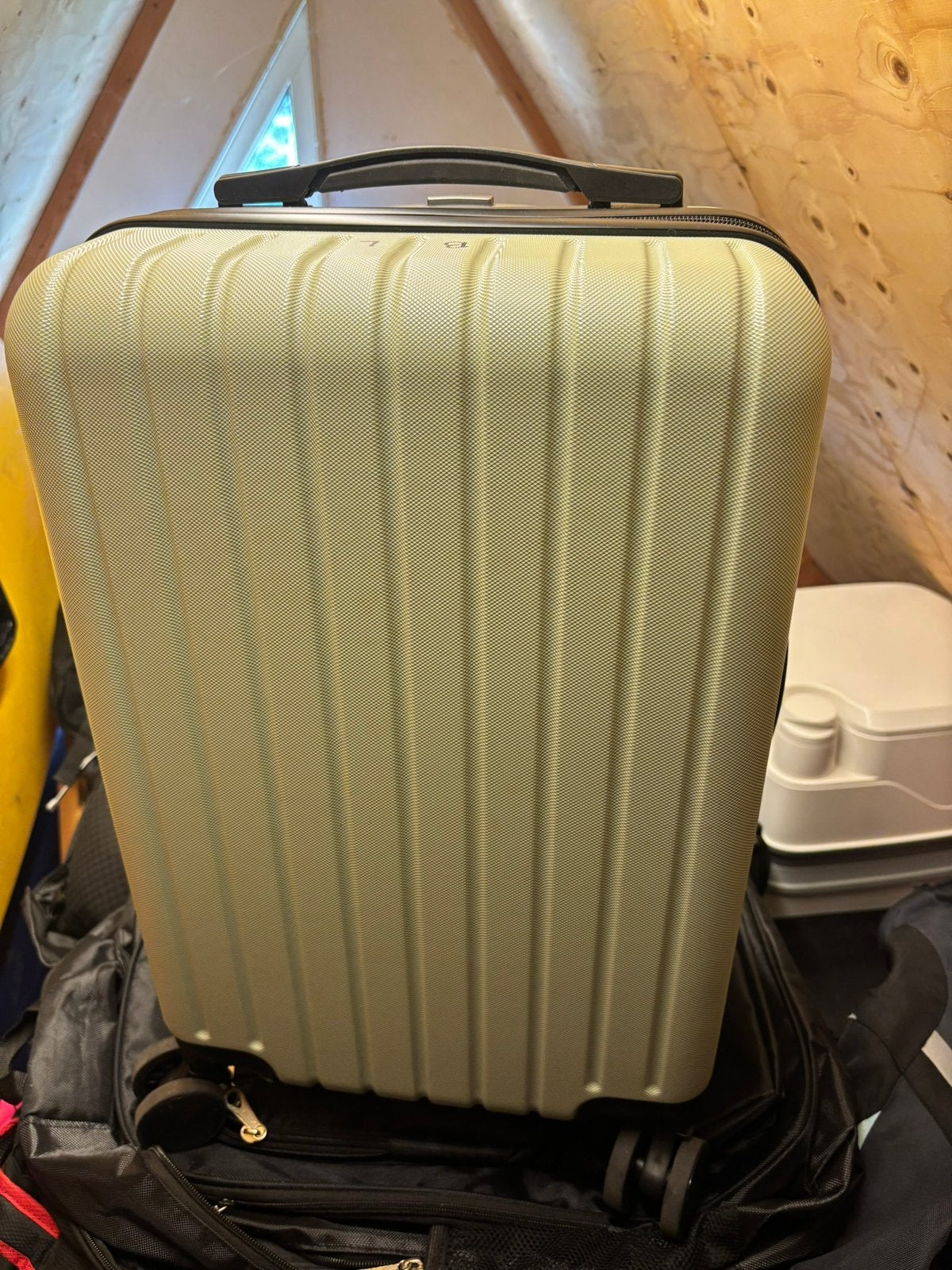 Hand bagage koffers 4 stuks, Ophalen, Zo goed als nieuw, Hard kunststof, 50 tot 60 cm