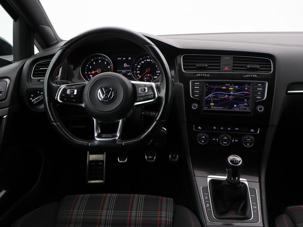 Volkswagen Golf 2.0 TSI GTI 220 PK HANDGESCHAKELD 5-DEURS OR, Voorwielaandrijving, Stof, Gebruikt, 4 cilinders