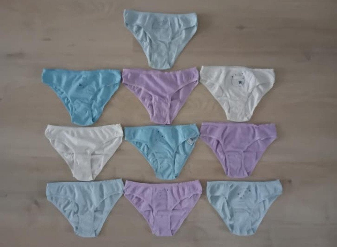 Onderbroekjes maat 122/128 set van 10 stuks, Kinderen en Baby's, Nacht- of Onderkleding, Gebruikt, C&A, Meisje