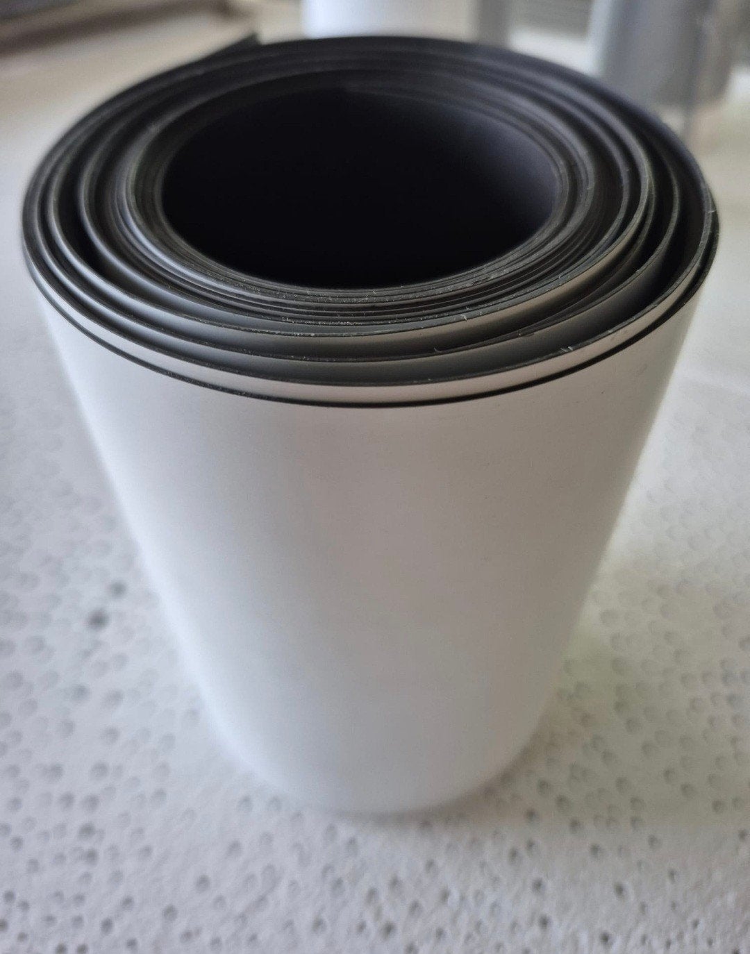 Zelfklevend Magnetisch Folie - Wit, Rol, Ophalen of Verzenden, Nieuw, 15 m² of meer, Folie