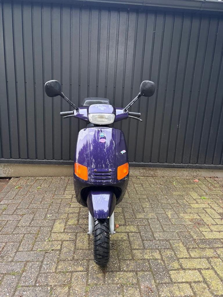 Piaggio/puch zip type 1 lage km stand duits, Ophalen, Zip, Zo goed als nieuw, Benzine