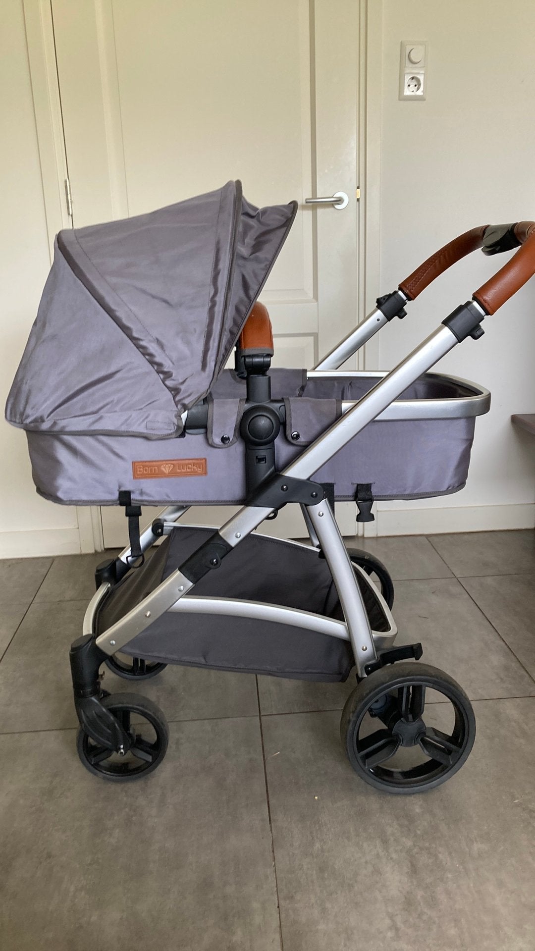 Born lucky wandelwagen grijs, Ophalen, Zo goed als nieuw, Overige merken