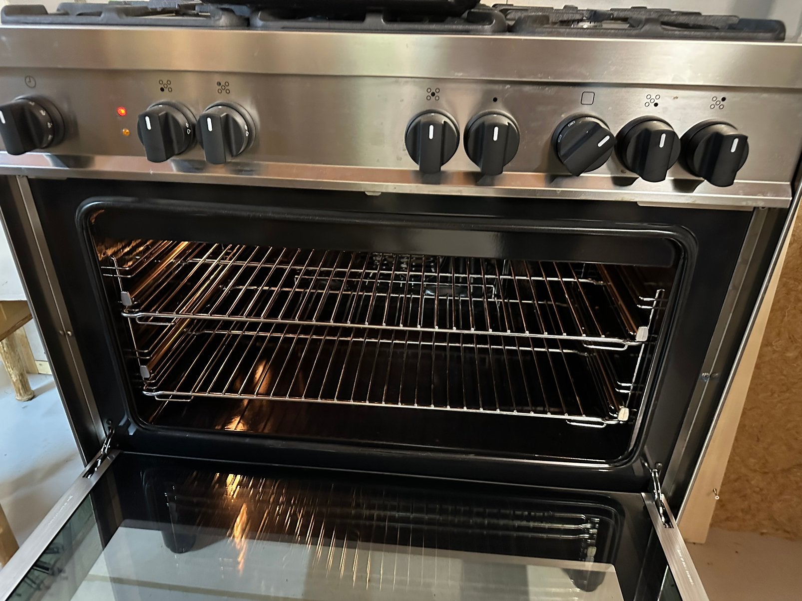 Gasplaat en electrische oven, Witgoed en Apparatuur, Fornuizen, Ophalen, 60 cm of meer, Zo goed als nieuw, Gas