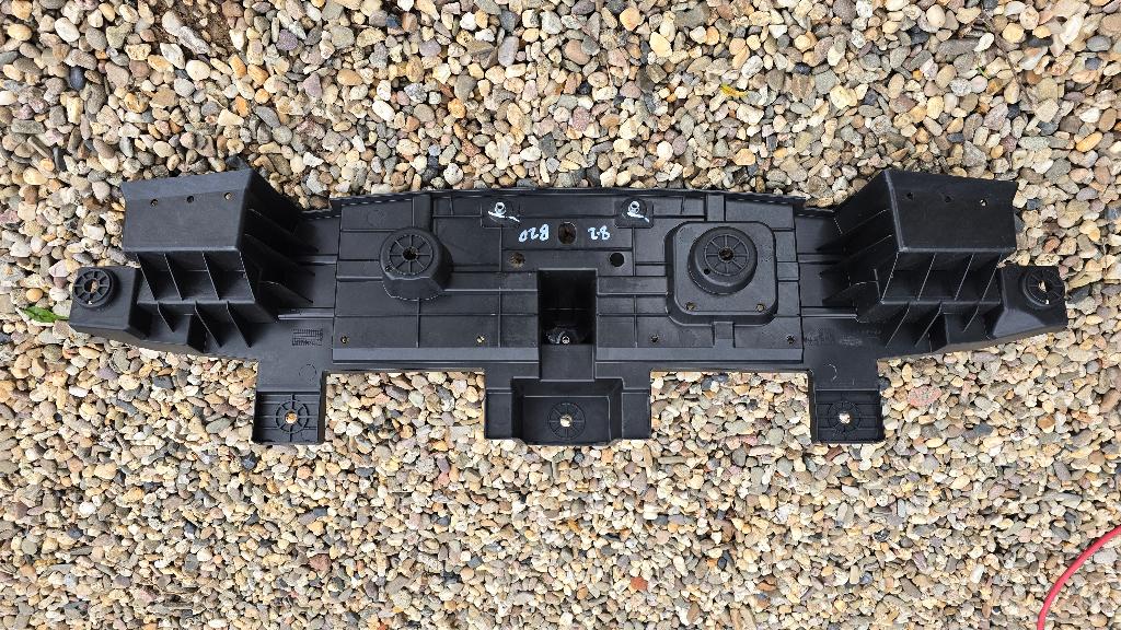 Kunststof frontpaneel-drager / front bumper support XPeng G6, Ophalen of Verzenden, Nieuw, Voor, Bumper
