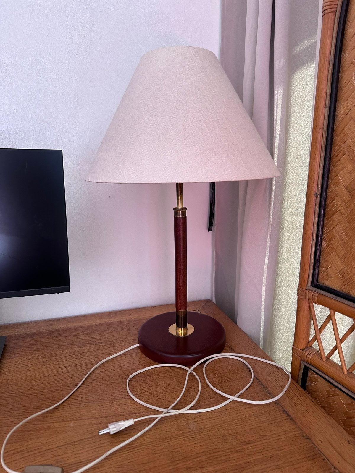 Vintage Tafellamp met Houten Voet en Stoffen Kap, Antiek en Kunst, Ophalen of Verzenden