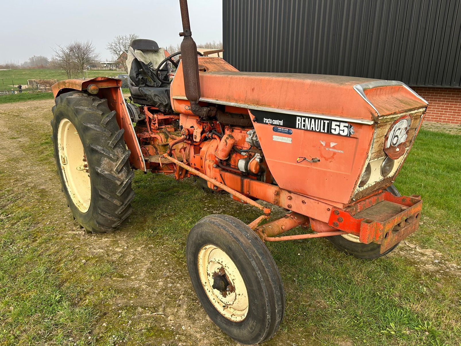 Renault 55 trekker tractor, Ophalen, Grondbewerking