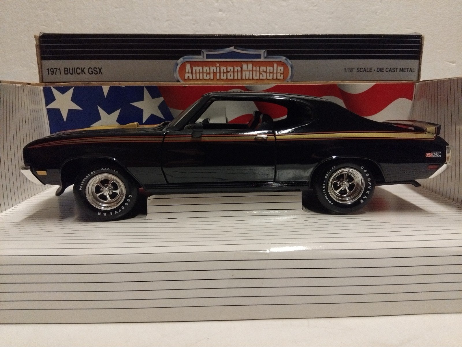 Buick GSX black 1971 Muscle car ERTL metal 1:18 KRD, Hobby en Vrije tijd, Modelauto's | 1:18, Ophalen of Verzenden, Zo goed als nieuw
