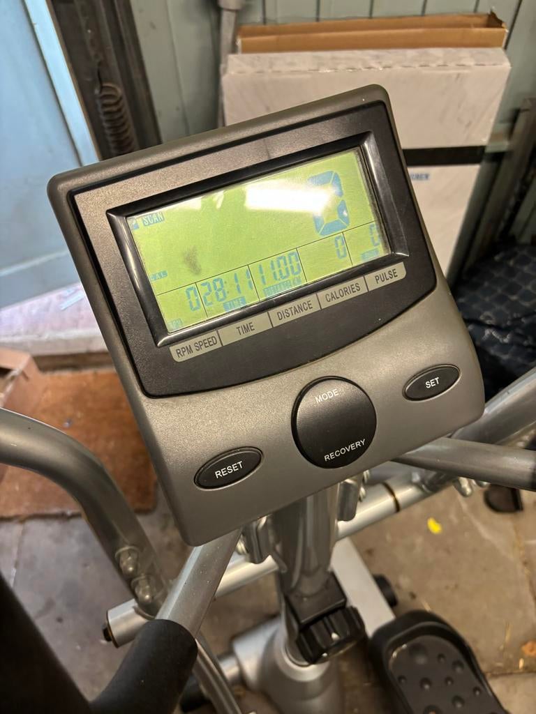 Crosstrainer Pliant Magnetic Alberta - Zo goed als nieuw, Sport en Fitness, Fitnessapparatuur, Ophalen, Armen, Zo goed als nieuw