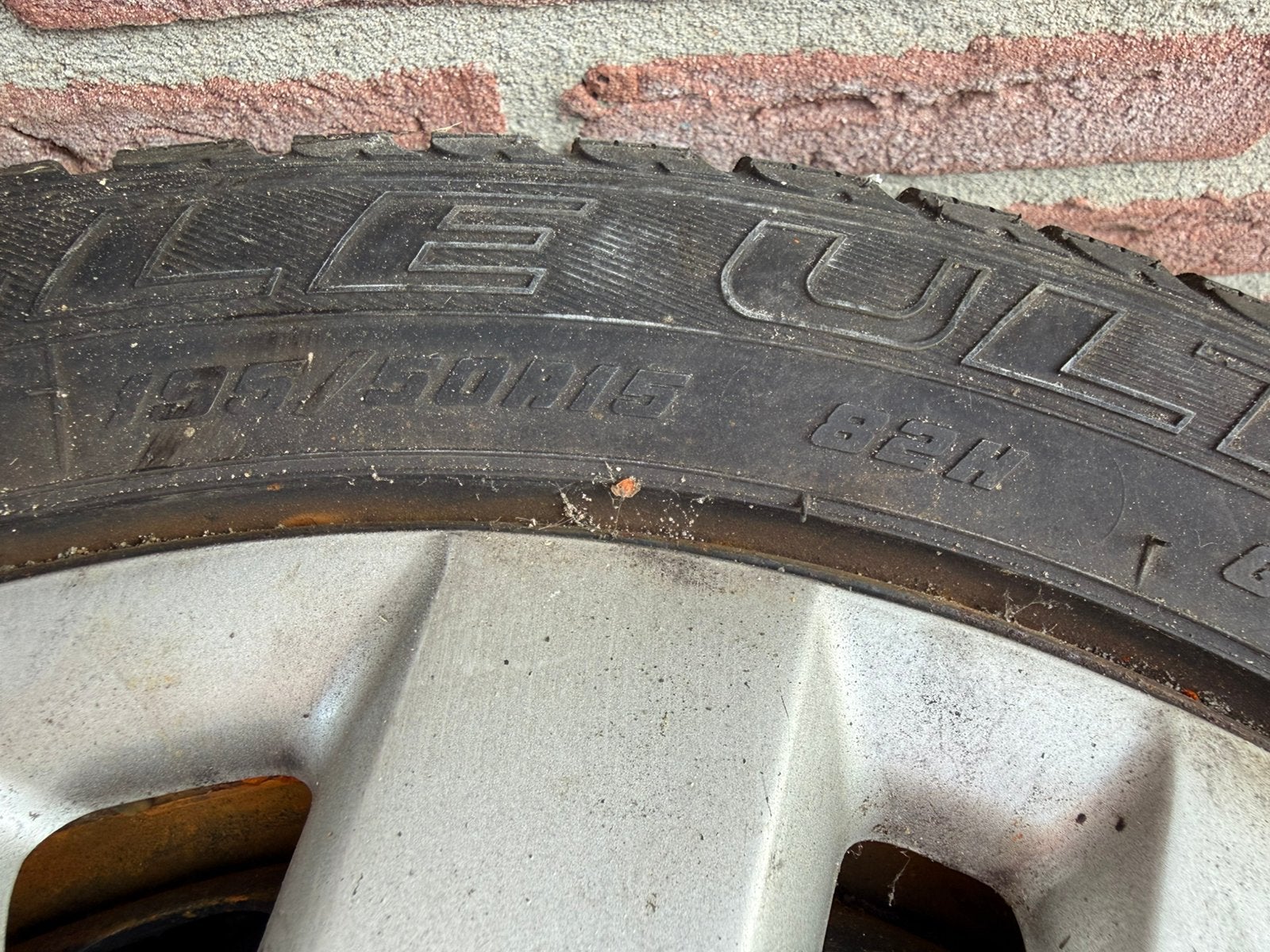 4 Kleber en Micheling 185-65R15 winterbanden, Ophalen, Gebruikt