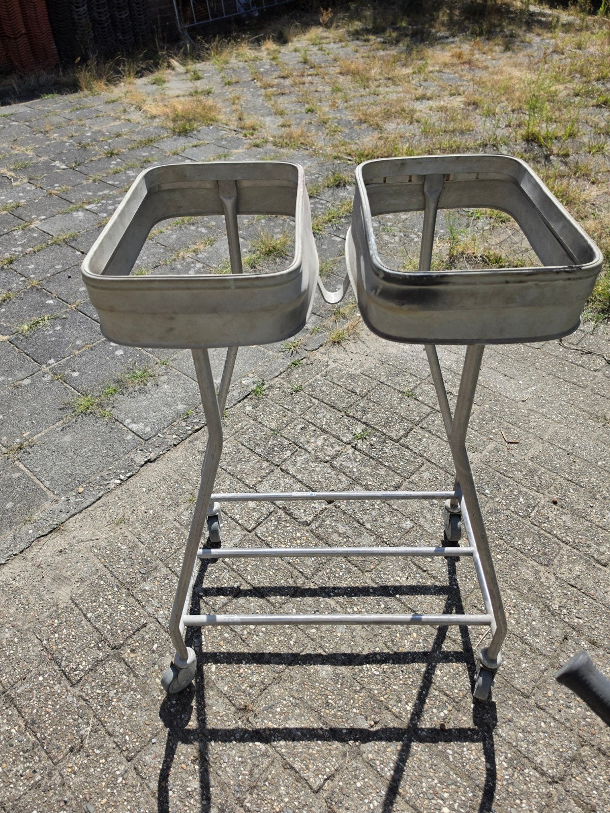 Handige afvaltrolley met twee compartimenten, Ophalen, Gebruikt, Grijs, Metaal