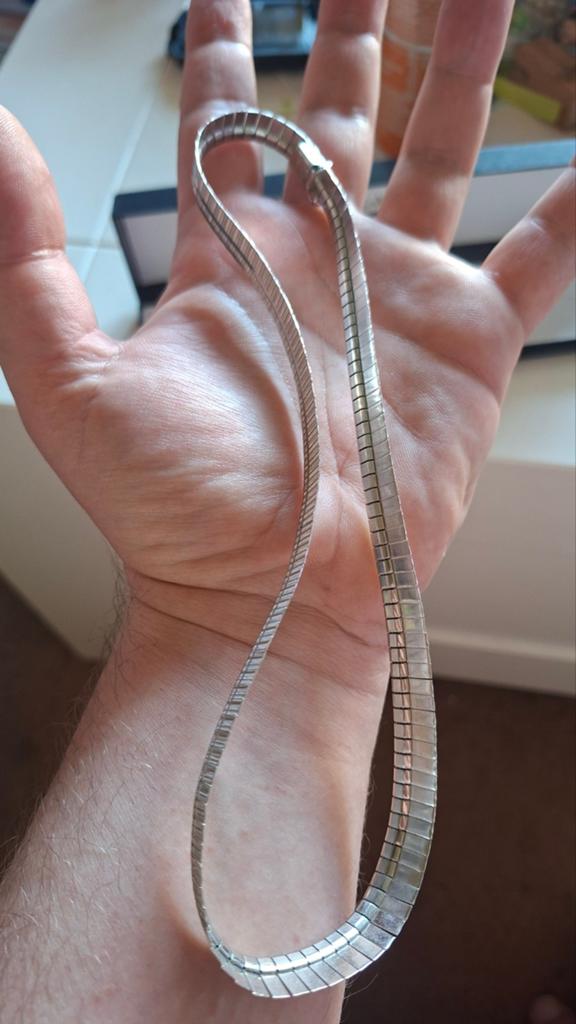 Zilverkleurige ketting van C. Wunen Scheveningen, Sieraden, Tassen en Uiterlijk, Ophalen, Zo goed als nieuw, Zilver, Overige materialen