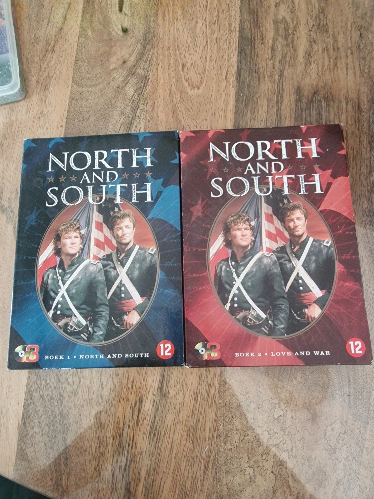 North and South DVD Boxset - Boek 1 & 2, Nederlands, Ophalen of Verzenden, Vanaf 12 jaar, Inclusief doosje