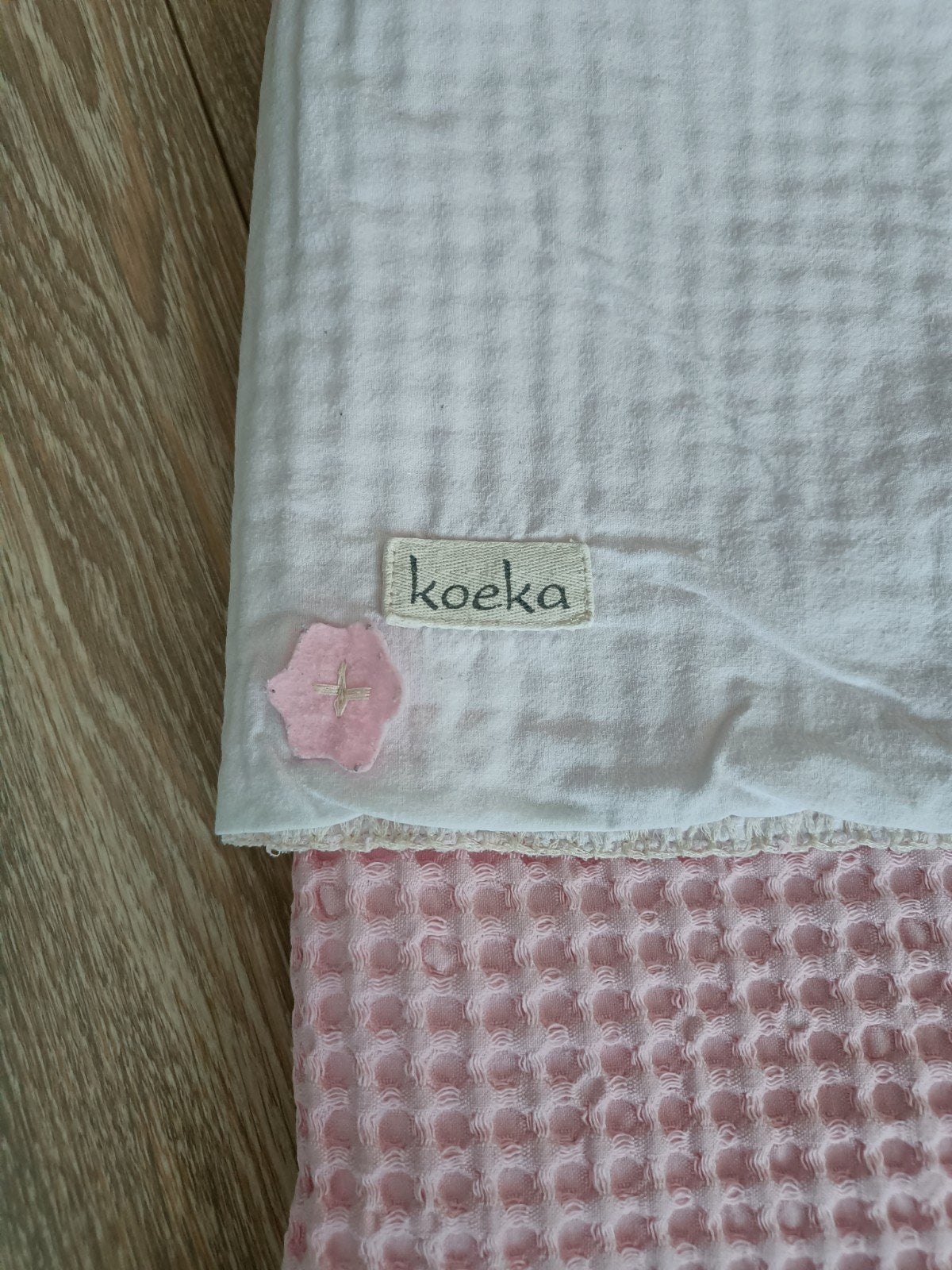 Koeka ledikantdeken wafelstof roze/wit - ZGAN, Kinderen en Baby's, Dekens, Slaapzakjes en Inbakerproducten, Ademend, Koeka, Ophalen of Verzenden