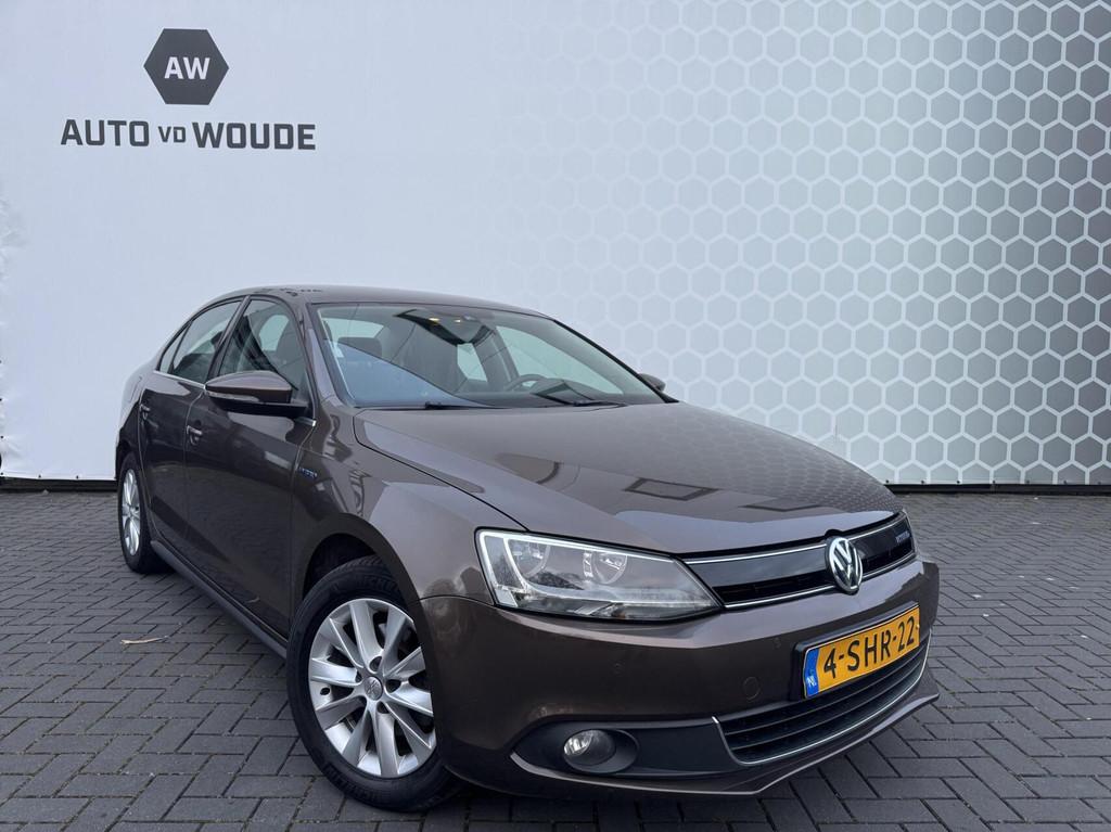 Volkswagen Jetta 1.4 TSI Hybrid Highline, Auto's, Volkswagen, Gebruikt, Euro 6, 4 cilinders, Bruin