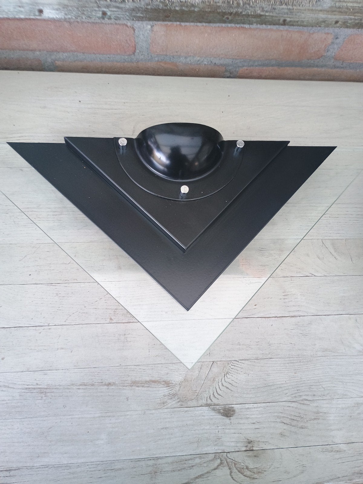 Dijkstra wandlamp, Ophalen, Glas