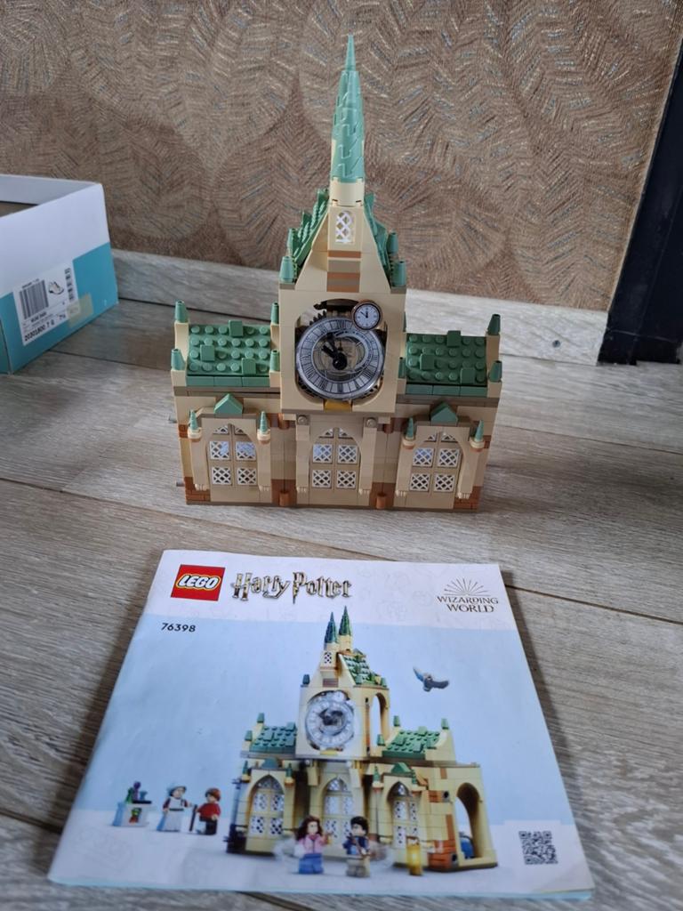 LEGO Harry Potter 76398 Zweinstein Ziekezaal compleet, Ophalen of Verzenden, Zo goed als nieuw