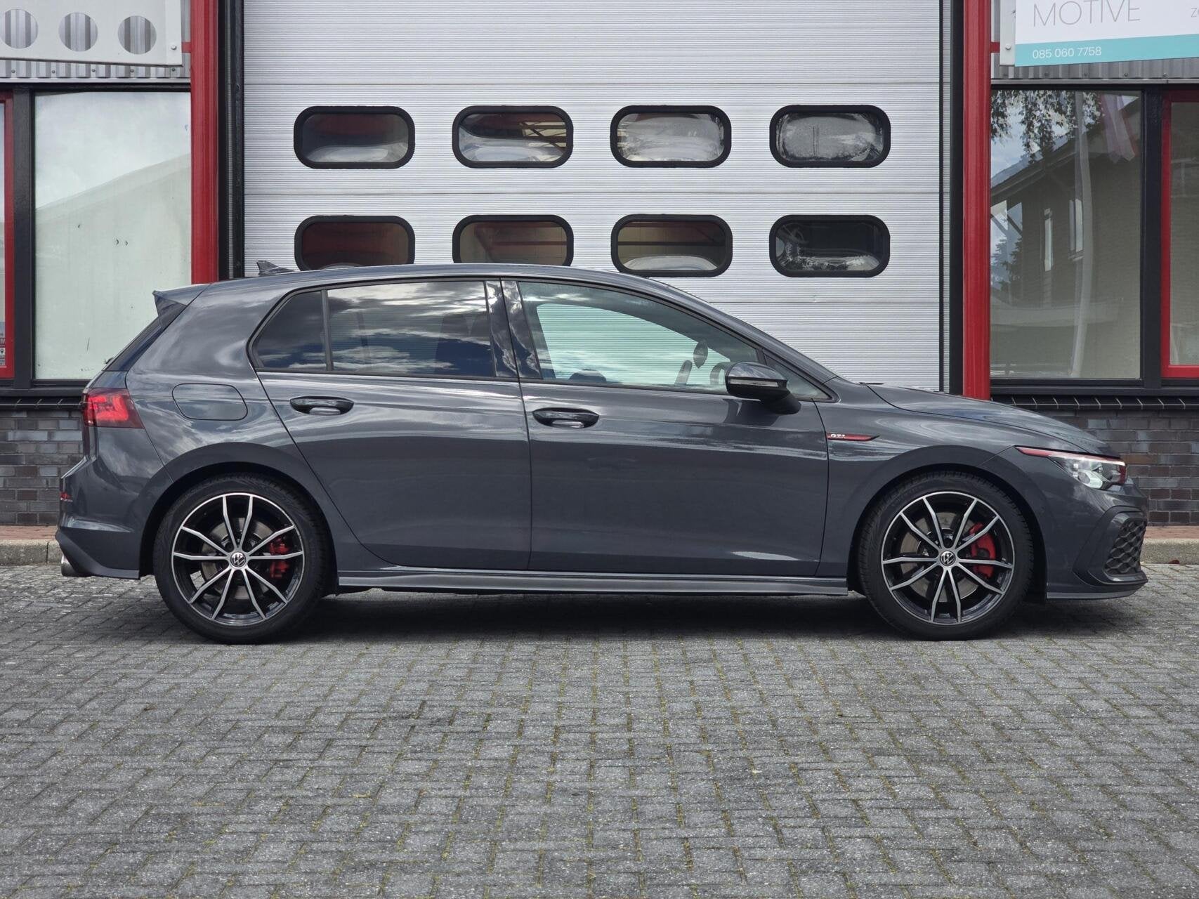 Volkswagen Golf 2.0 TSI GTI ACC/Navi/Carplay/LED/PDC/Camera, Auto's, Volkswagen, 4 cilinders, Bedrijf, Golf, Autotrust