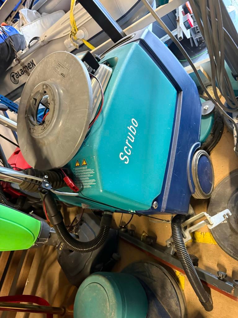 Wetrok Scrubo schrobmachine, Ophalen of Verzenden, Gebruikt, Schrobmachine