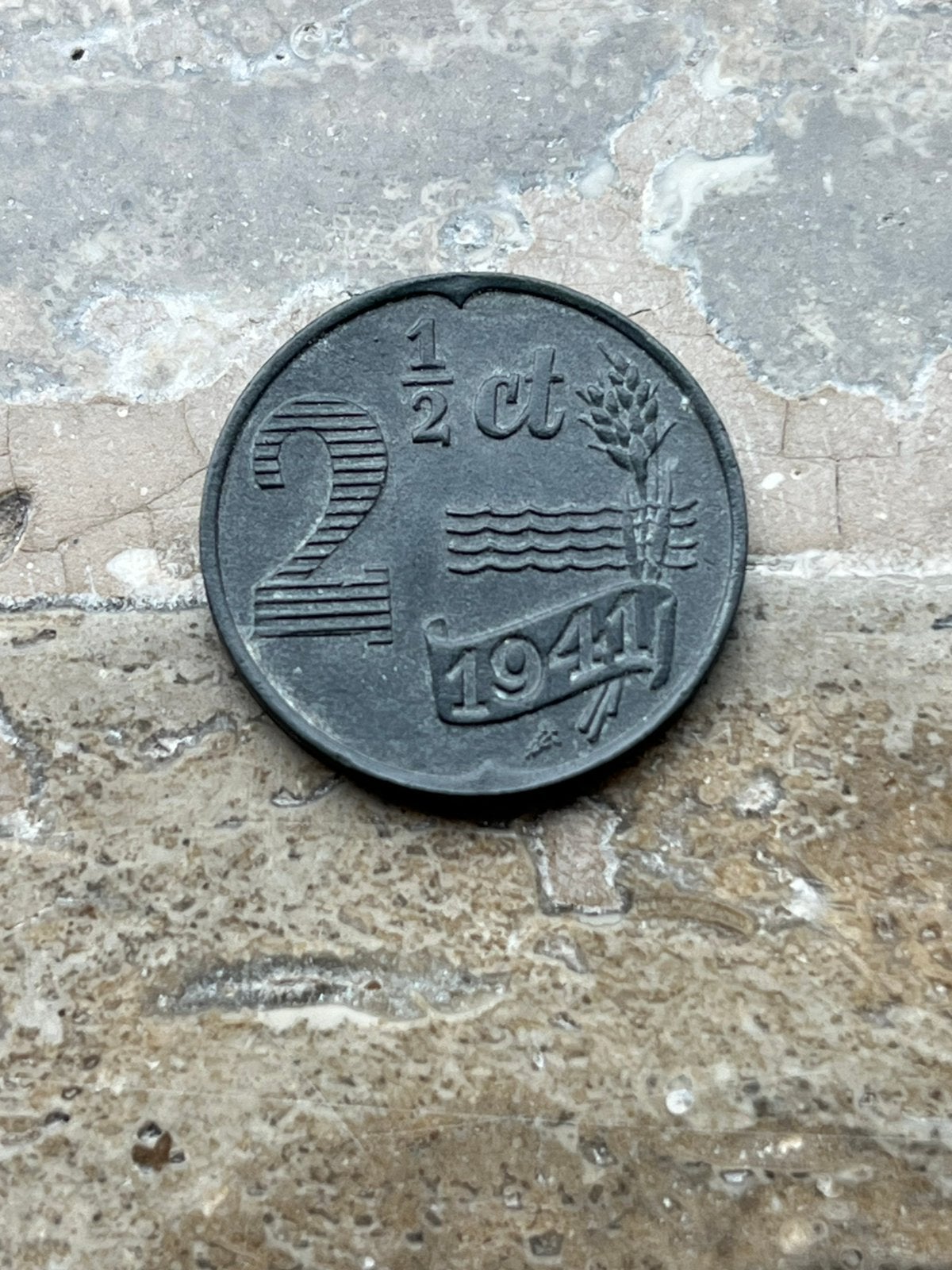 2 1/2 cent 1941 zink Wilhelmina , zeer mooie kwaliteit, Ophalen of Verzenden, Koningin Wilhelmina, Losse munt