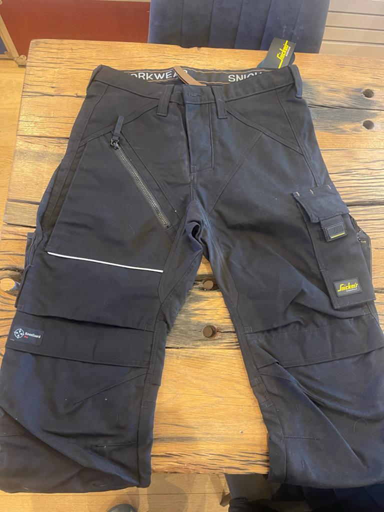 Snickers Workwear Werkbroek Zwart - Nieuw met labels, Ophalen of Verzenden, Nieuw