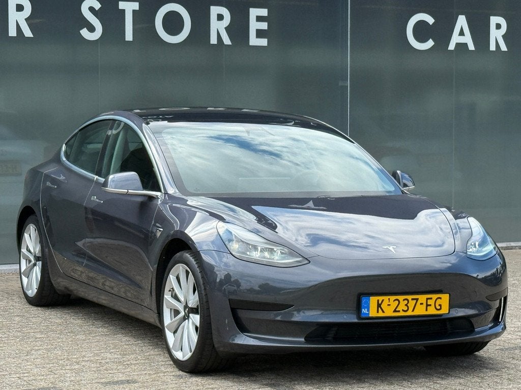 Tesla Model 3 Standard RWD Plus 60 kWh 92% SOH AUTOPILOT 19I, Auto's, Tesla, Automaat, 238 pk, Achterwielaandrijving, Gebruikt