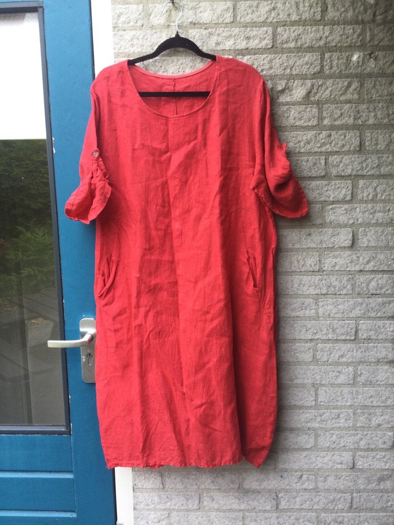 Heerlijk rood LINNEN JURKJE, NIEUW, mt 40-46, Ophalen of Verzenden, Nieuw, Maat 42/44 (L), Rood
