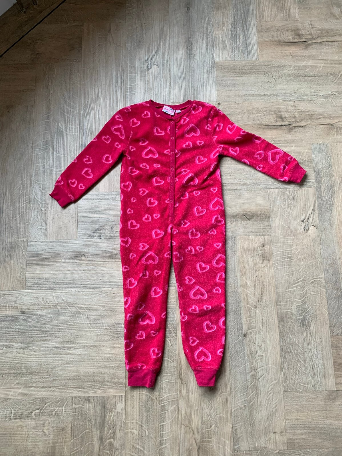 Roze Onesie met Hartjes - Maat 116, Ophalen, Gebruikt, Meisje, Nacht- of Onderkleding