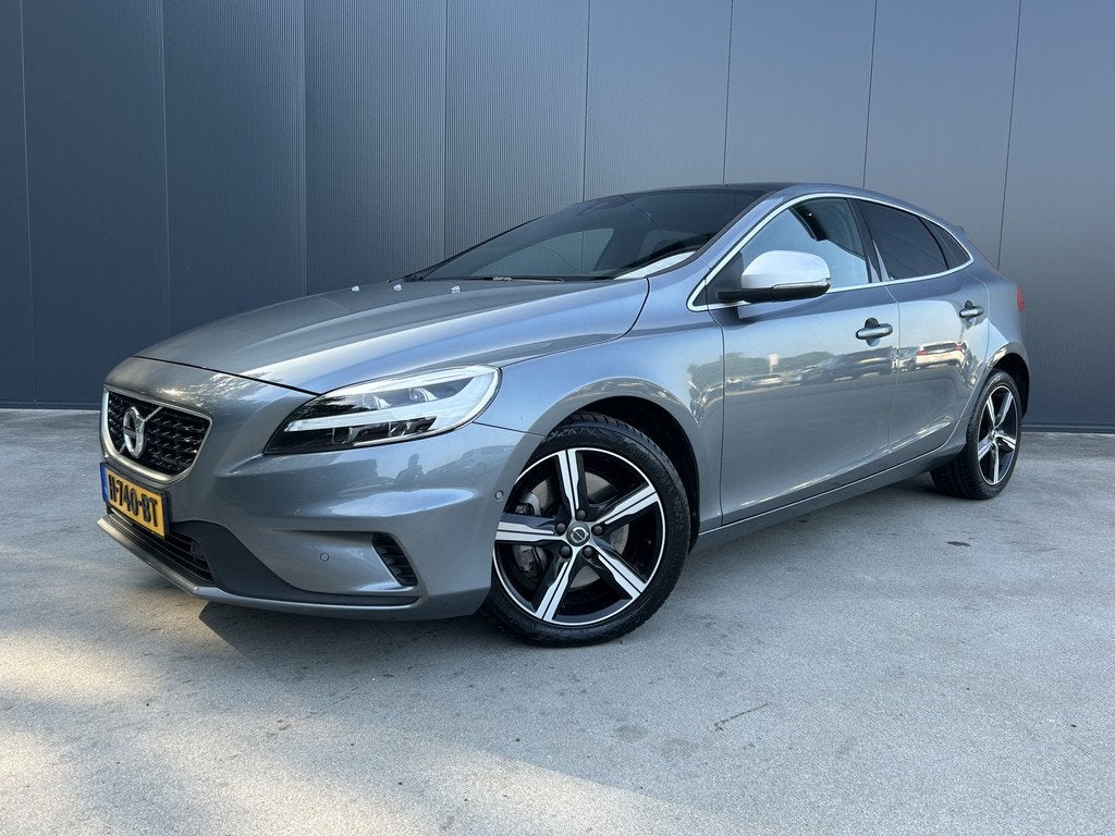 Volvo V40 1.5 T3 AUTOMAAT Polar+ Sport 1e EIGENAAR PANO DAK, Euro 6, 4 cilinders, 700 kg, Bedrijf