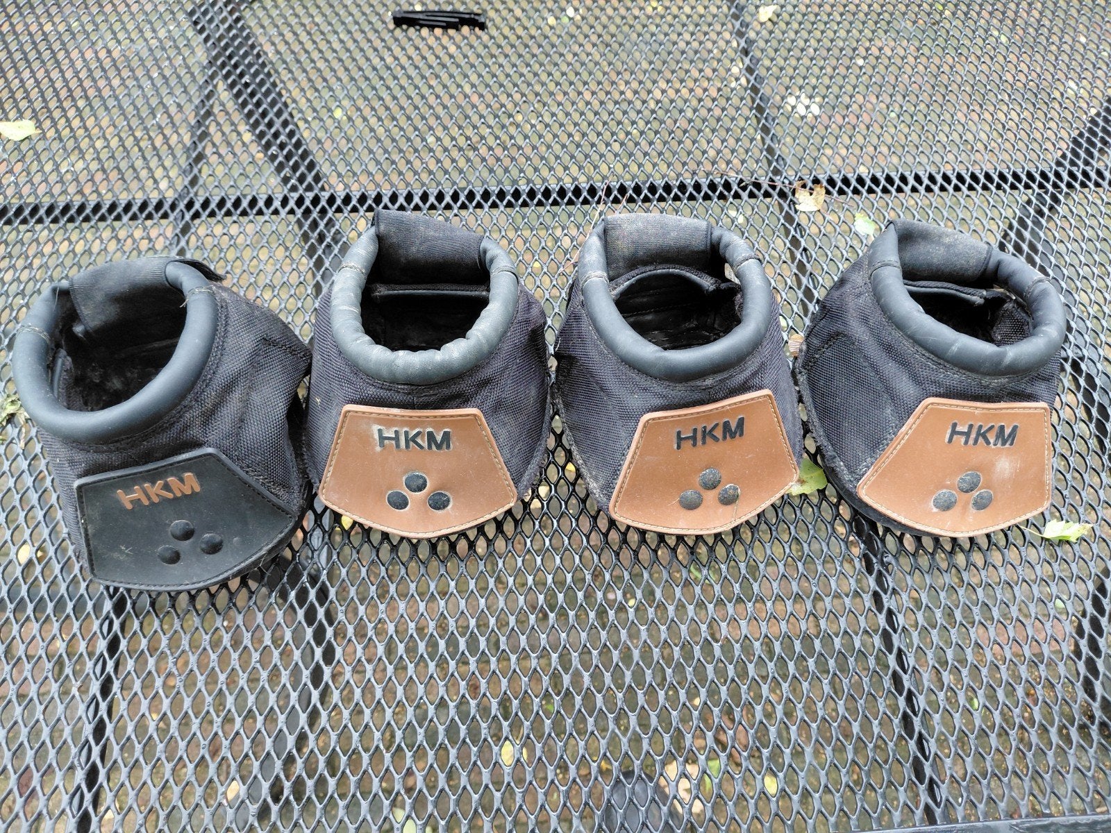 hoefschoenen HKM maat 1 en 2, Dieren en Toebehoren, Paarden en Pony's | Beschermers, Hoefschoenen, Ophalen of Verzenden, Zo goed als nieuw