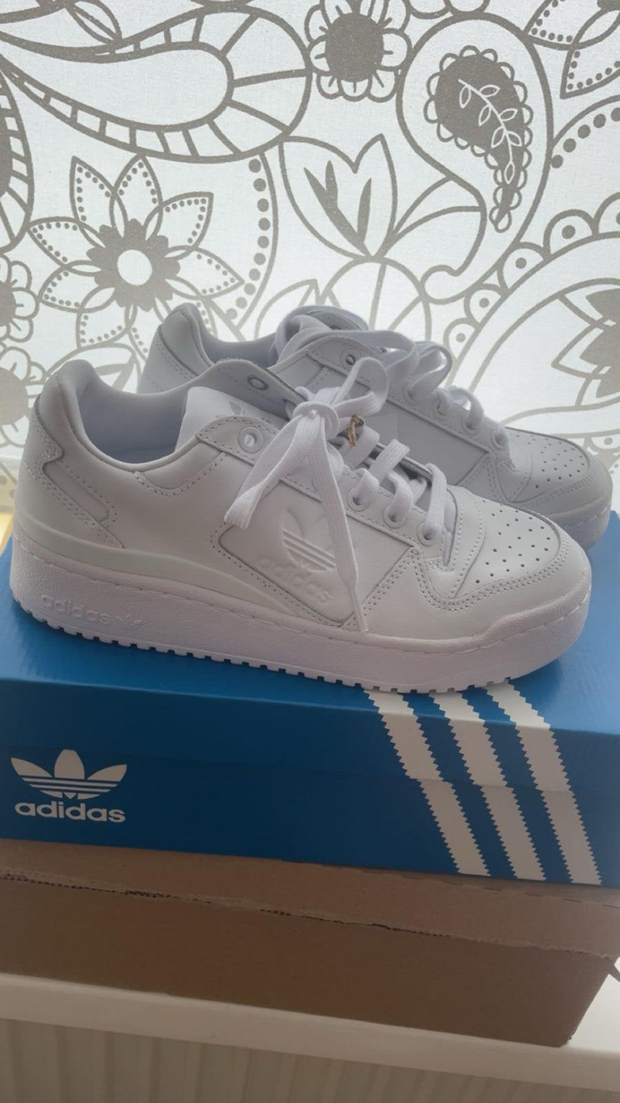 Adidas Forum Bold Sneakers – Wit – Maat 37 1/3, Ophalen, Zo goed als nieuw, Wit, Sneakers of Gympen