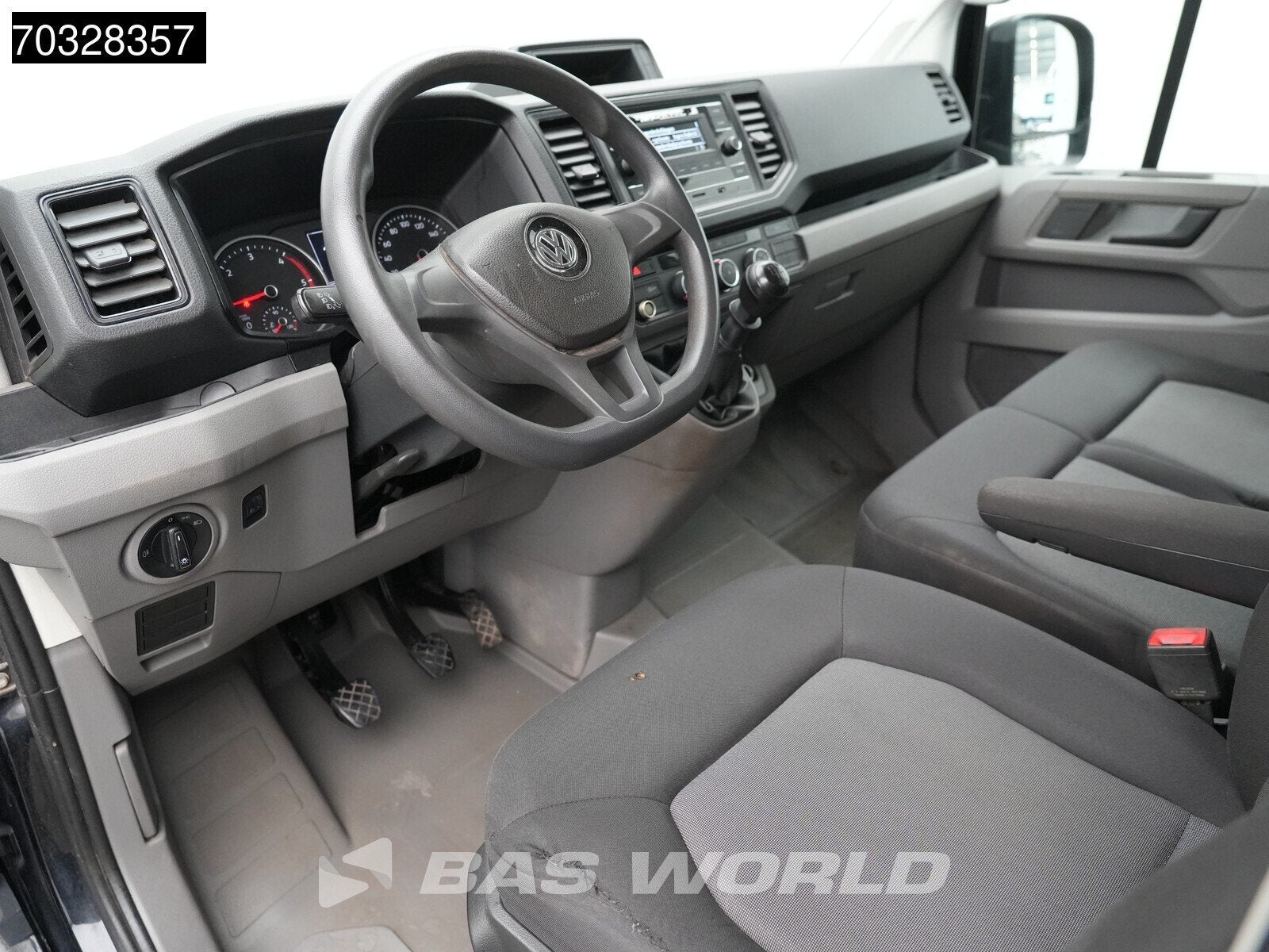 Volkswagen Crafter 122pk Dubbel Cabine Open Laadbak Dubbellu, Stof, Gebruikt, Euro 6, 4 cilinders