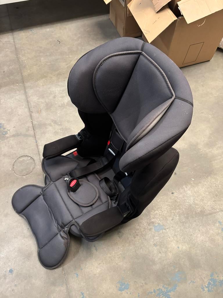Nania autostoel 9-36 kg - Comfortabel en veilig, Kinderen en Baby's, Verstelbare rugleuning, 9 t/m 36 kg, Ophalen, Overige merken
