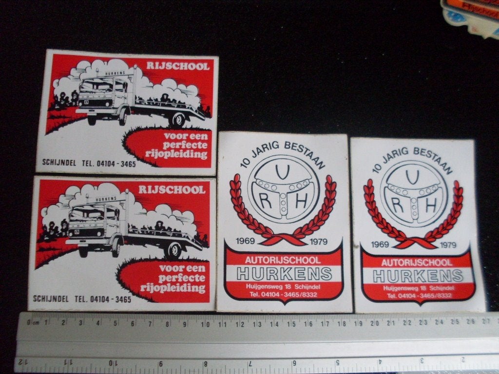 sticker rijschool Hurkens schijndel rijopleiding volvo, Verzamelen, Verzenden, Zo goed als nieuw, Bedrijf of Vereniging