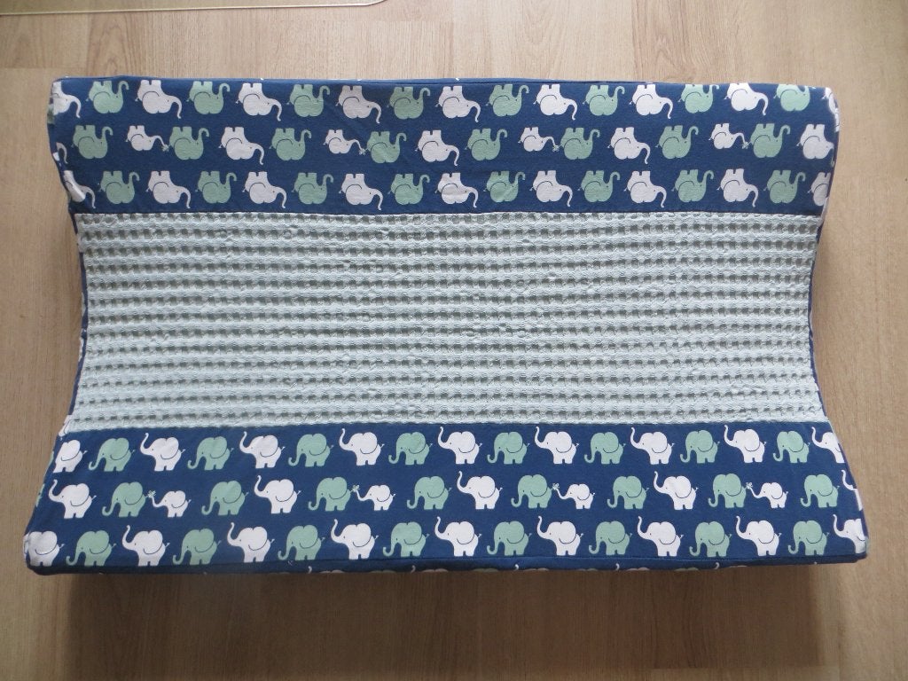 aankleedkussen met olifantenhoes (mintgroen), Ophalen, Zo goed als nieuw, Aankleedkussen