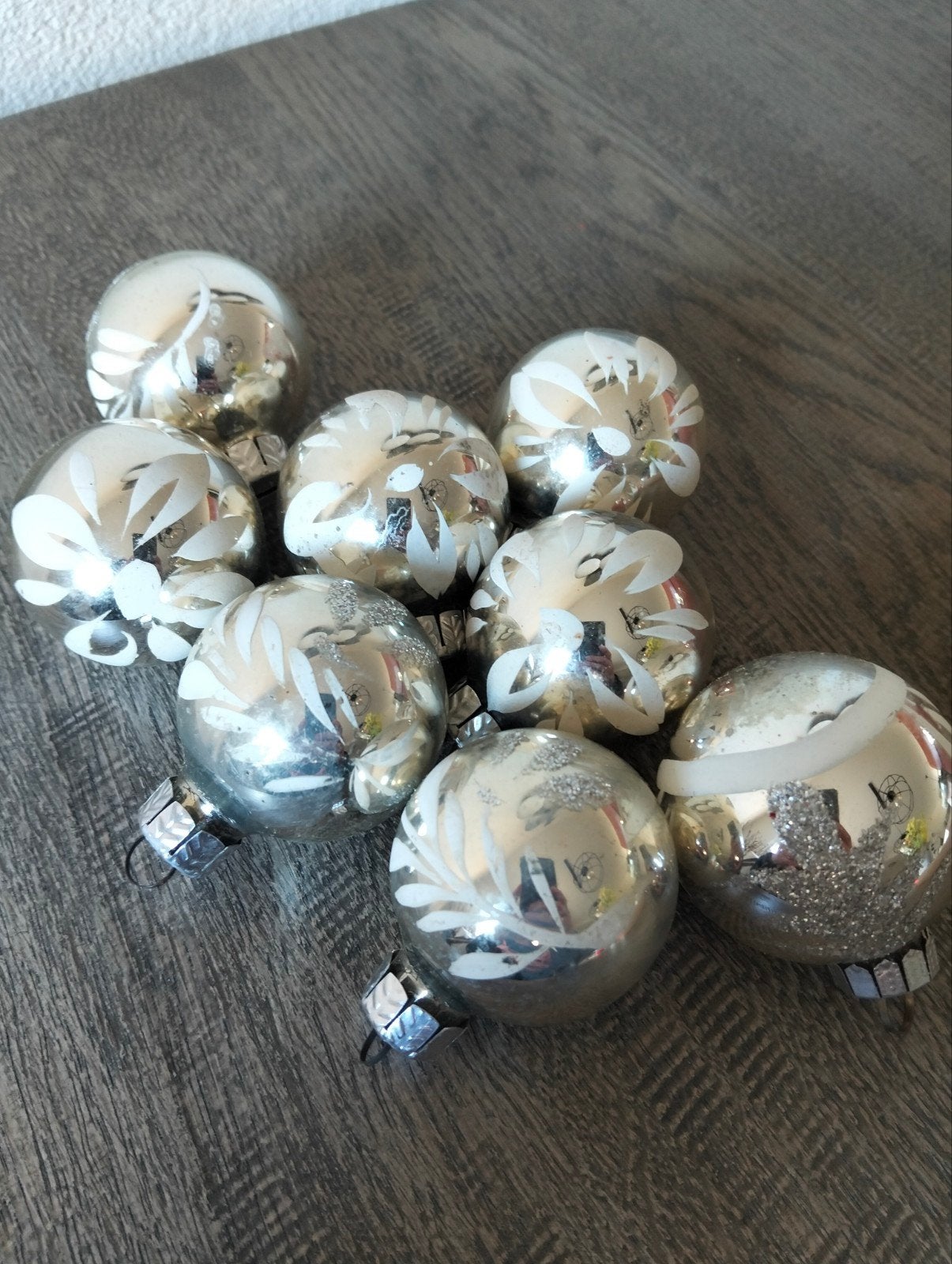 vintage kerstversiering glazen kerstbal zilver bloem motief, Diversen, Kerst, Ophalen of Verzenden, Gebruikt