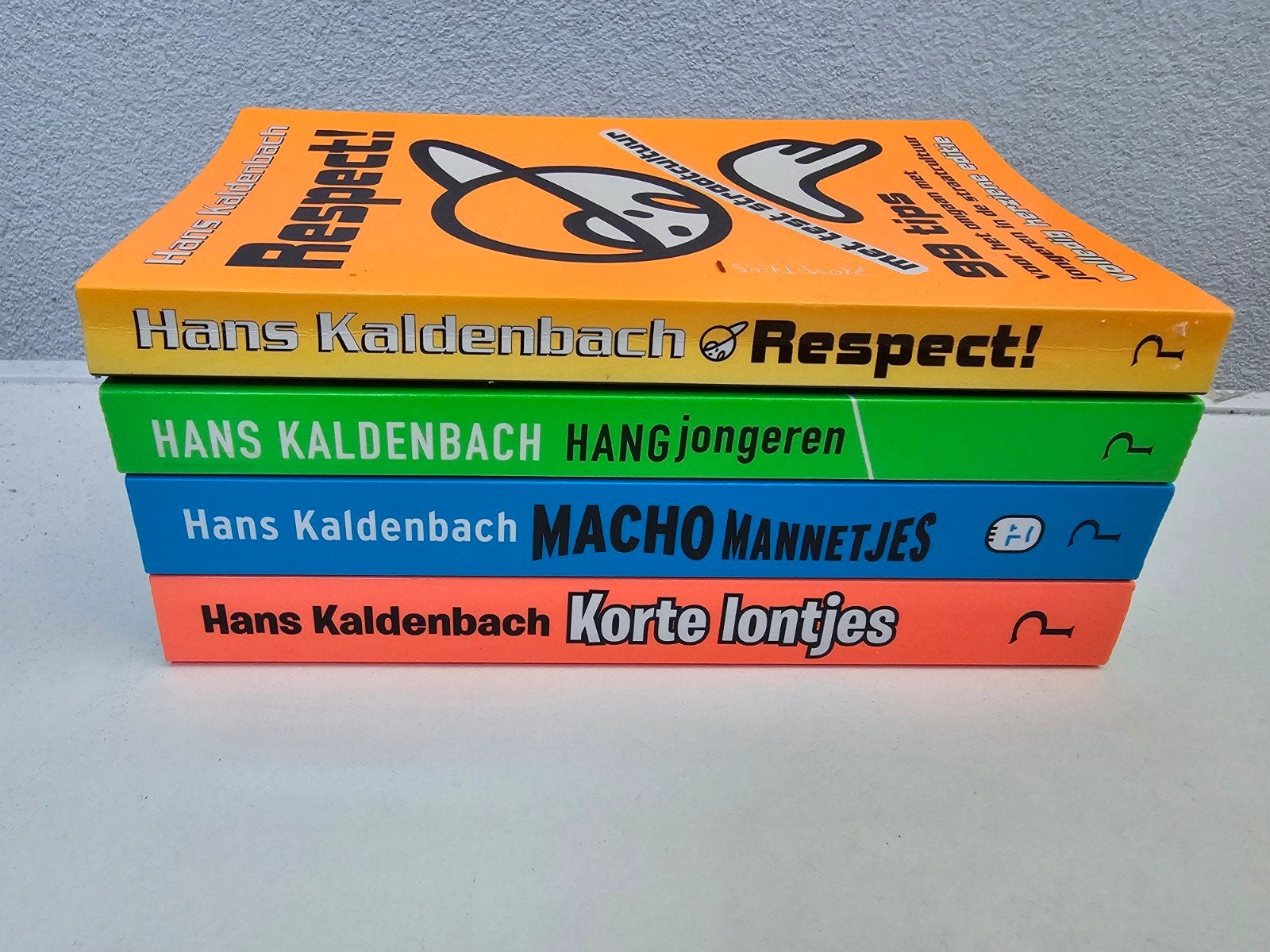 Hans Kaldenbach Boeken Respect!, Hangjongeren, Macho Mannet, Ophalen of Verzenden, Gelezen, Hans Kaldenbach