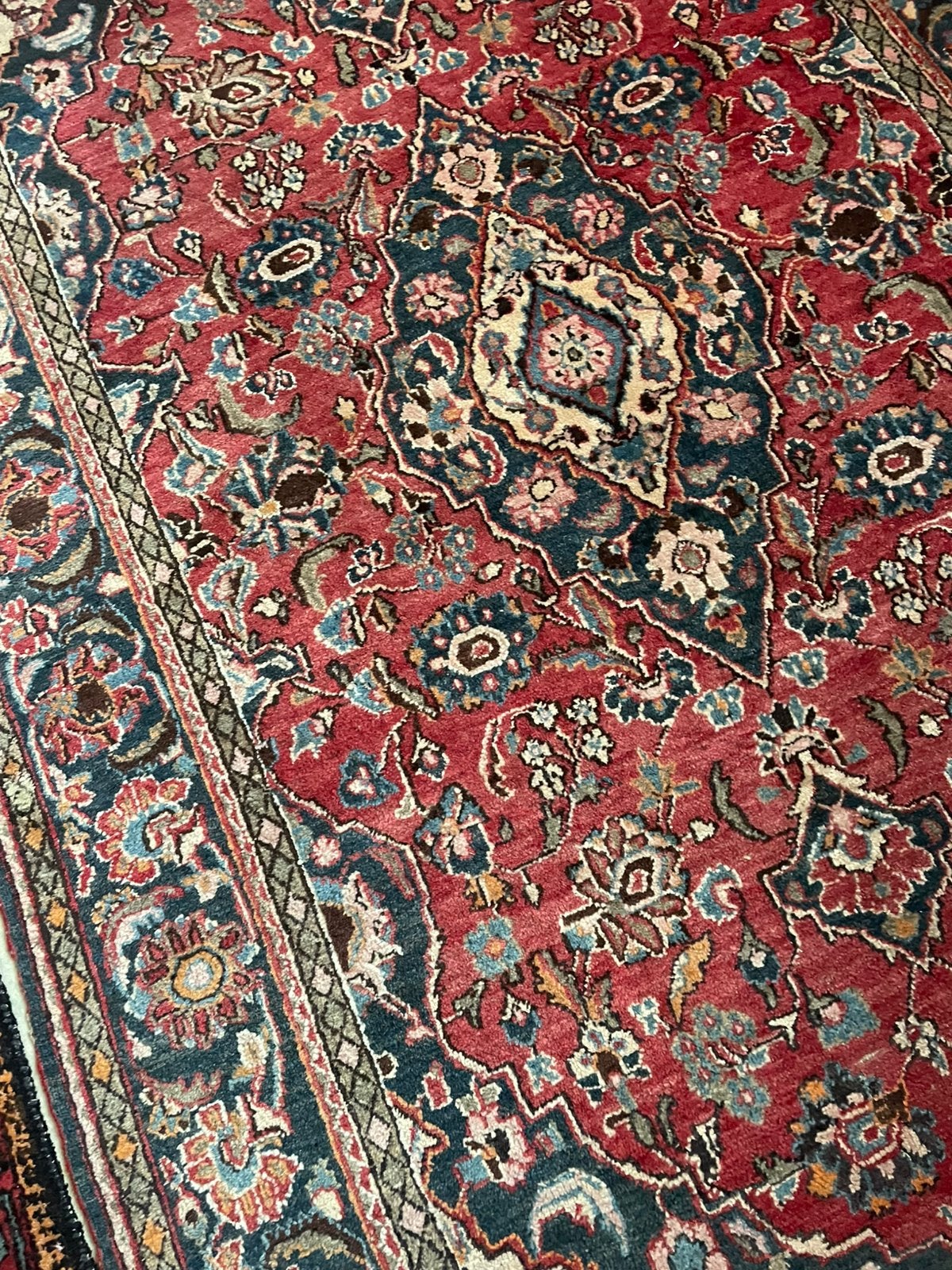 Antiek handgeknoopt perzisch tapijt, Antiek en Kunst, Antiek | Kleden en Textiel, Ophalen