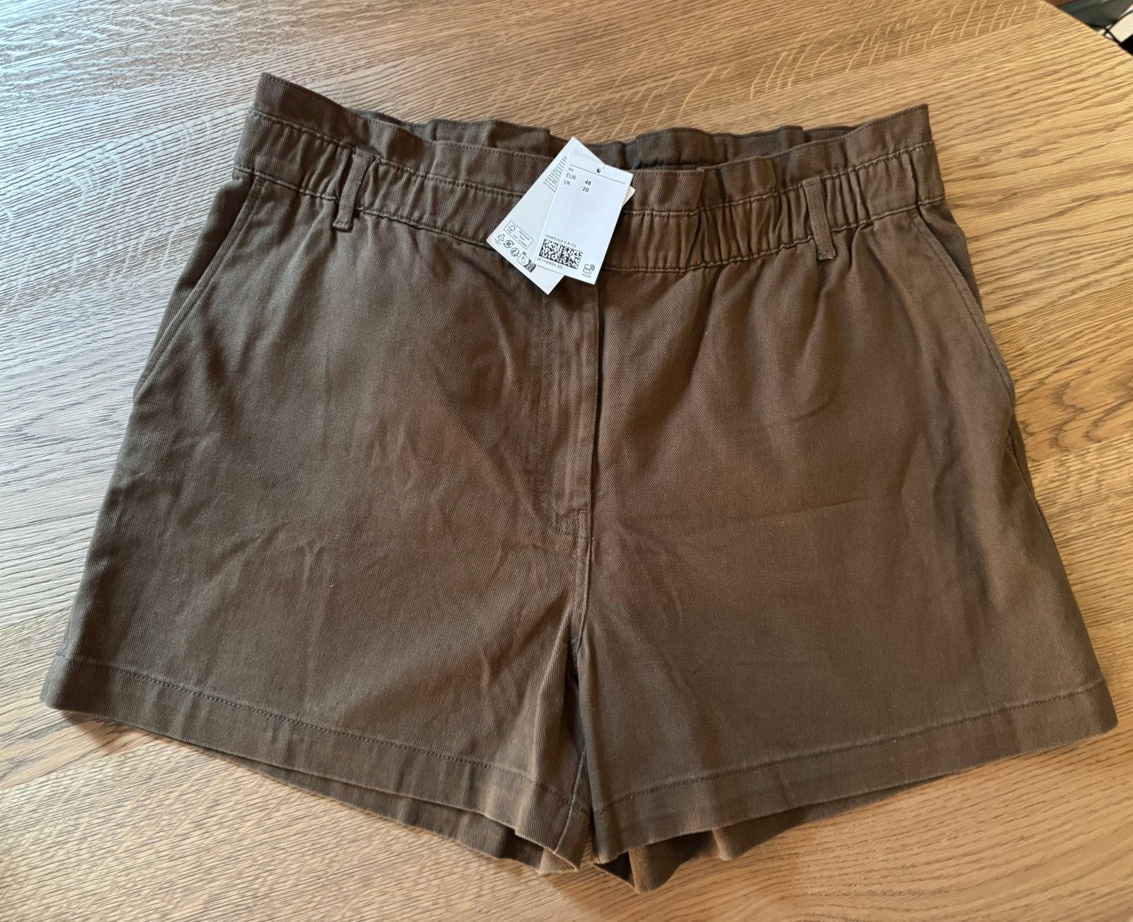 H&M twill short NIEUW maat 48, Overige kleuren, Kort, Maat 46/48 (XL) of groter, Nieuw