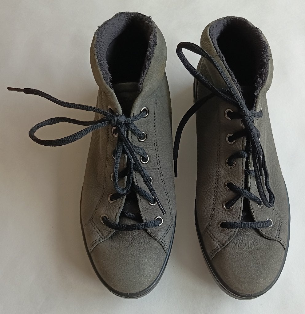 Ecco damesschoenen grijs, Ecco, Ophalen of Verzenden, Grijs, Sneakers of Gympen