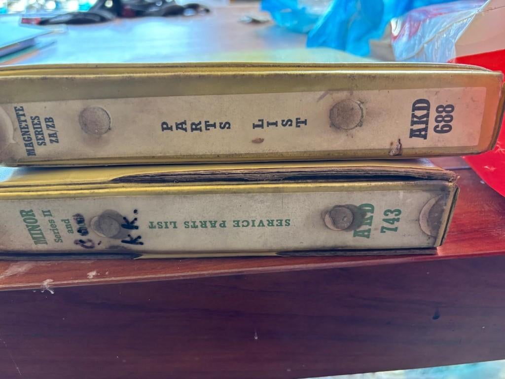 6 boeken uit de garage werkplaats van MG en Morris, Ophalen of Verzenden