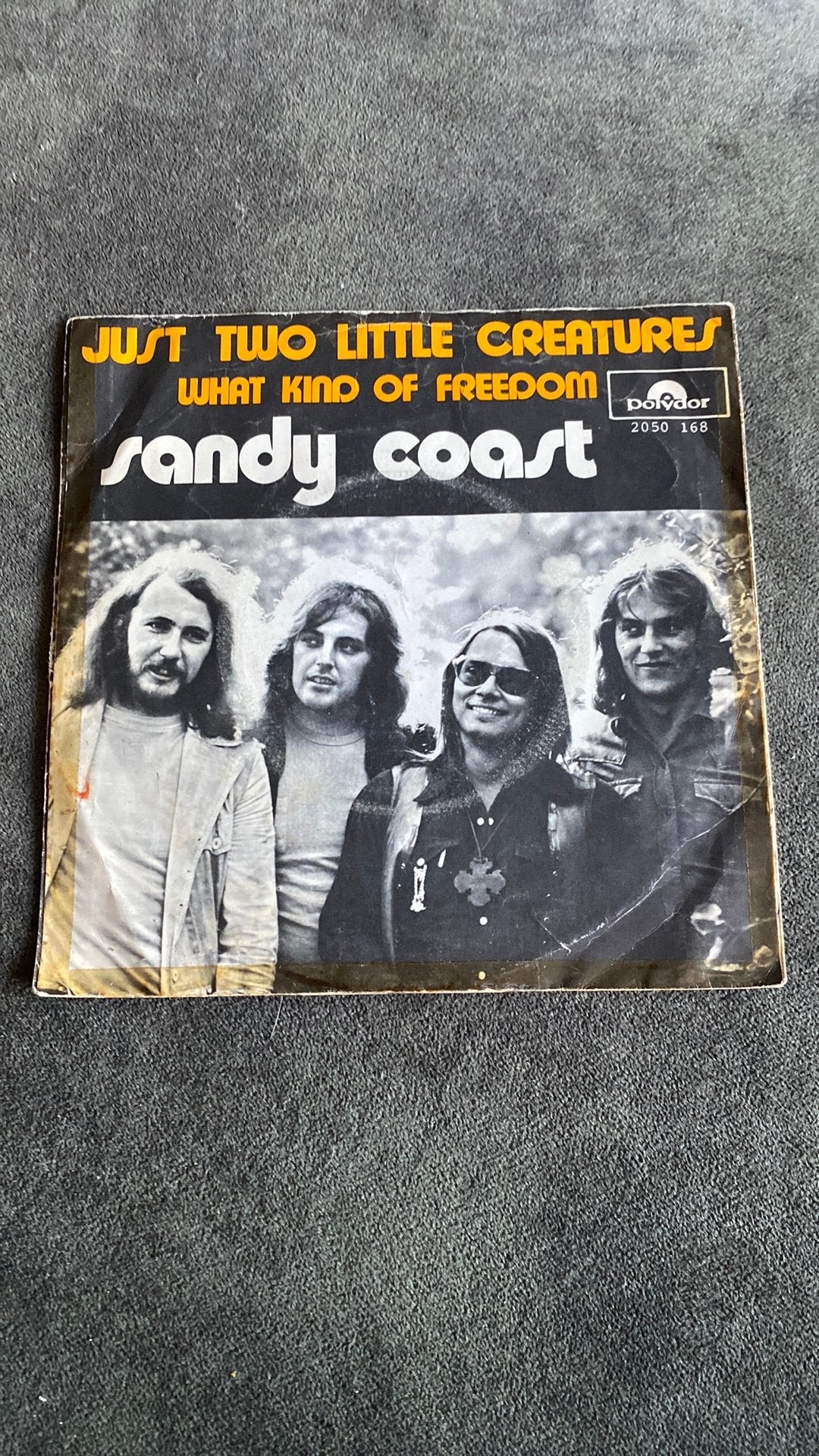Vinyl single Sandy Coast - Just two little creatures, Ophalen of Verzenden, Gebruikt, Pop